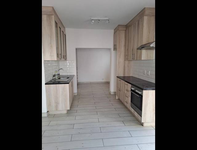 3 BEDROOM PROPERTY TO RENT IN WENDYWOOD